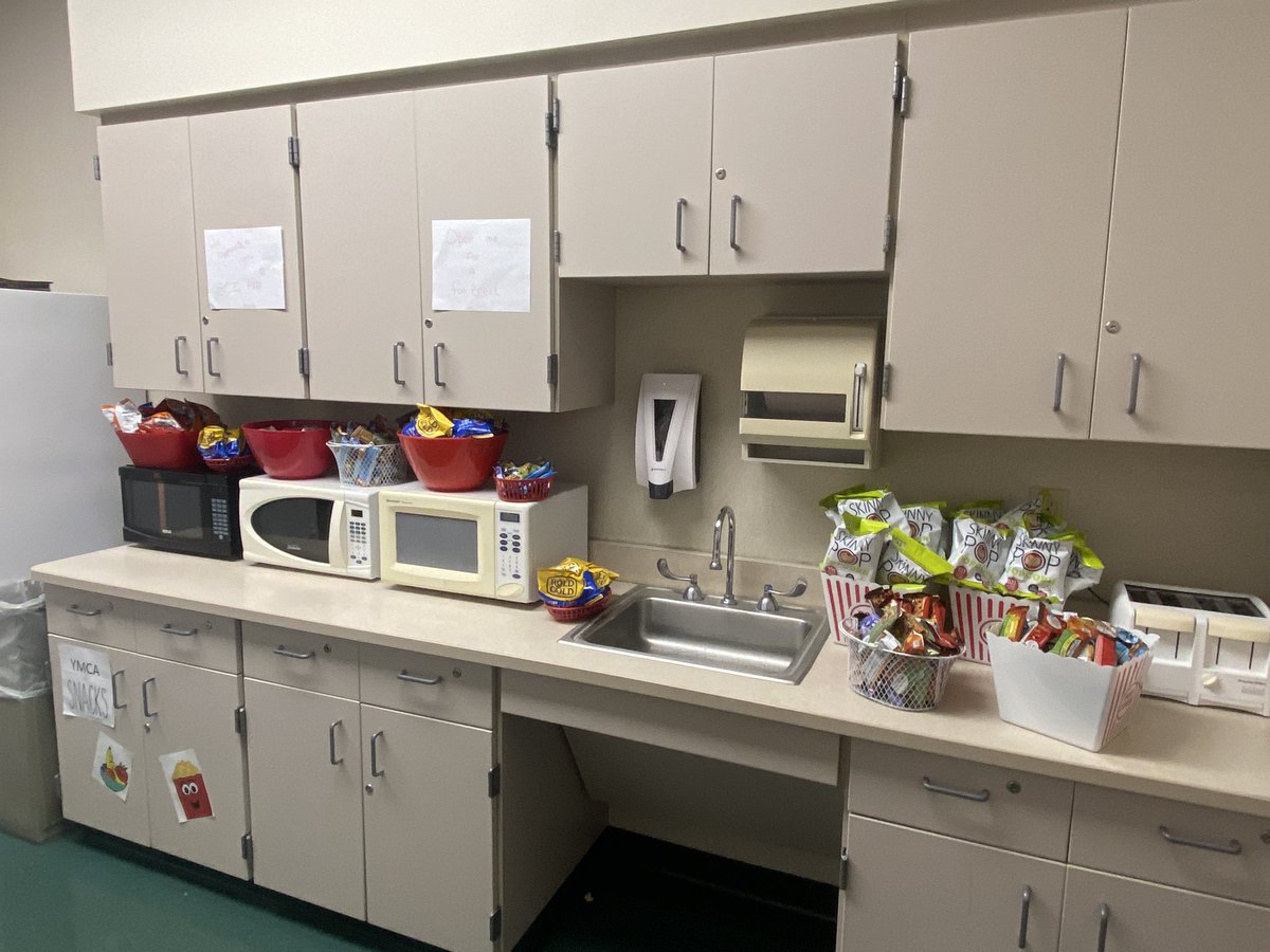 SCI_PTO's tweet image. SCI PTO/Staff Appreciation delivered every SCI staff member a new Shark shirt. We also stocked the pantry! Have a great day SCI! @SandCreekInt