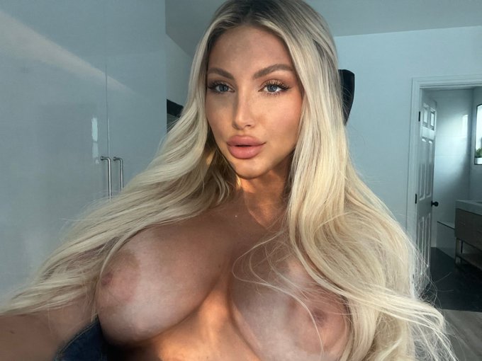 zipped or unzipped https://t.co/NHafBxNwHV