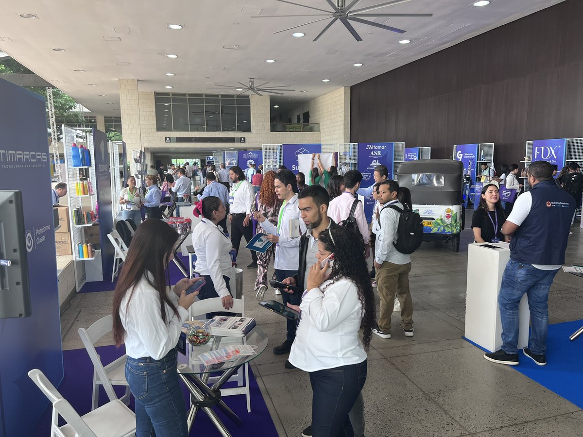 Cámara Comercio Cali tweet media