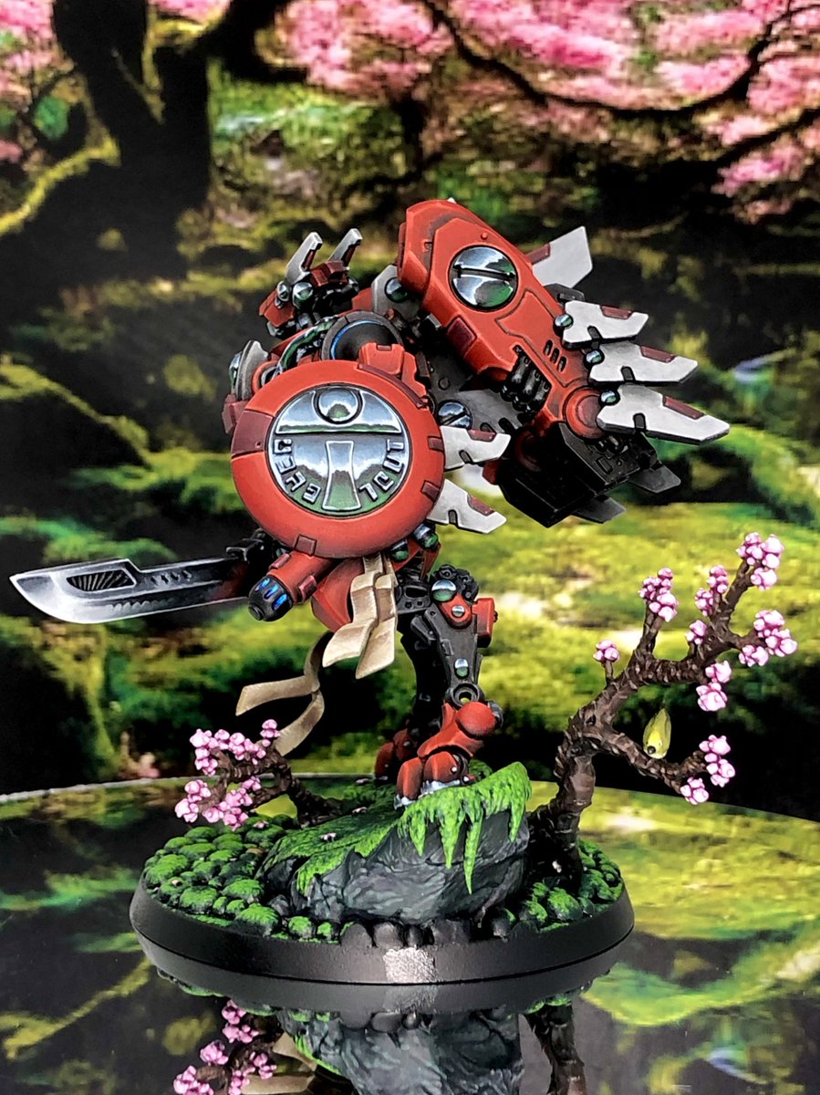 FancyKelvin's tweet photo. Commander Farsight is finally completed. This model was a labour of love.
#Warhammercommunity #warhammer40k #warhammer40000 #gamesworkshop #hobbypainter #paintingwarhammer #miniaturepainting #tauempire 
#farsightenclaves #wip #warhammerwip #tau #commanderfarsight https://t.co/YPxW6RW19P