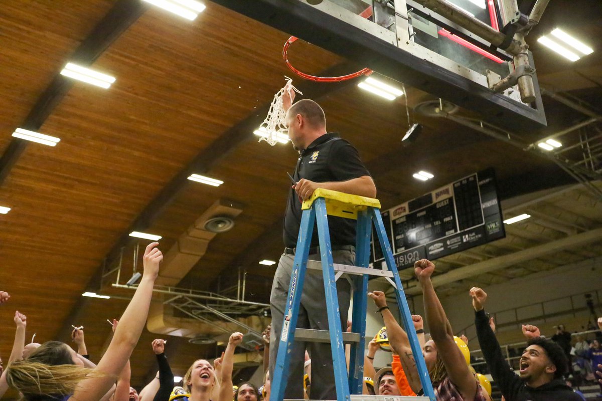 BriarCliffWBB's tweet photo. Happy Birthday to our leader @_Coach__O 🎉🎂!! Hope you have a great day Coach!

#BattleOn https://t.co/Q0uZ4jhstw