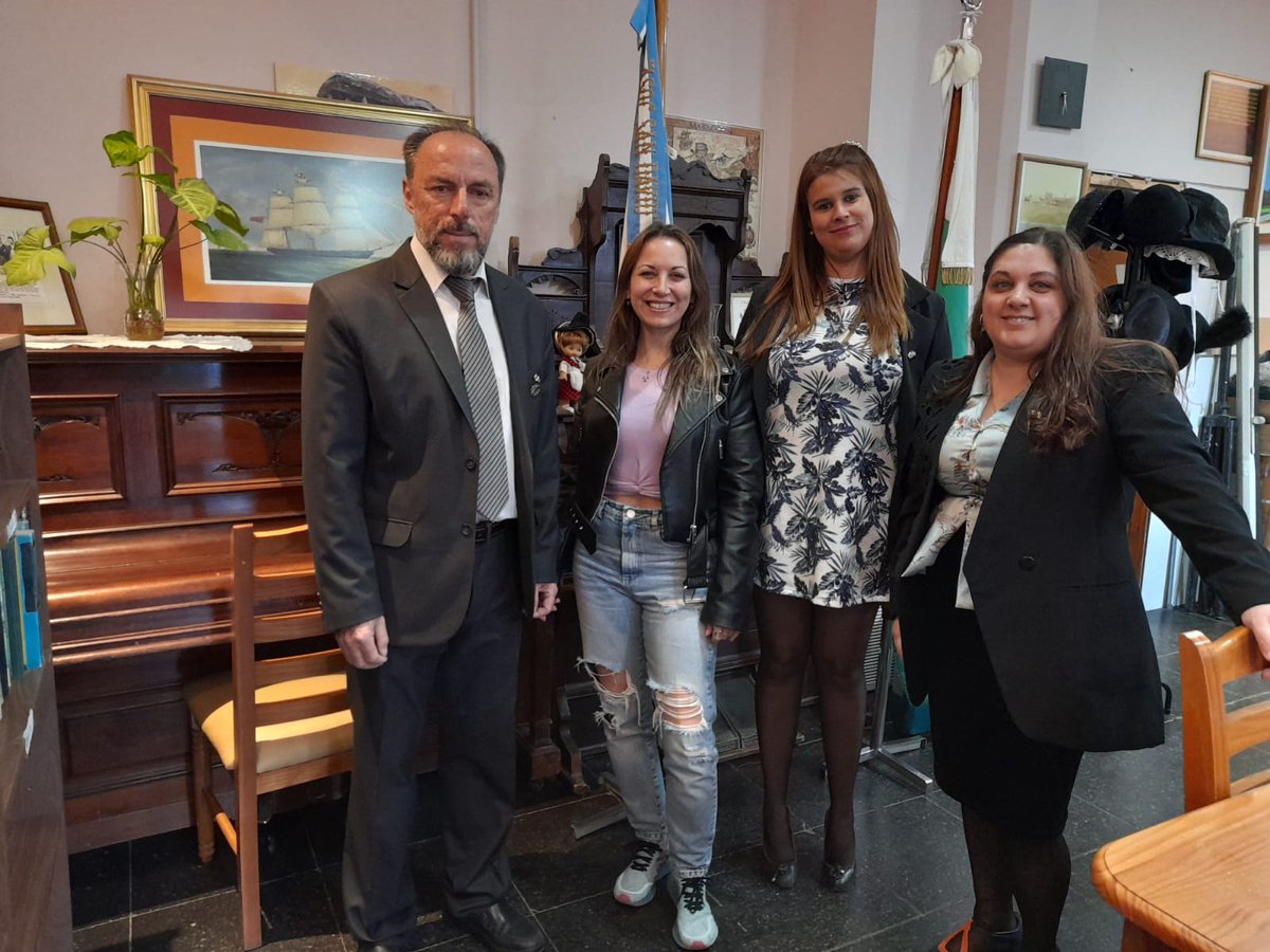 📌Esta semana recibimos en #Trelew a Aye Lapelle de #BoletoALaFelicidad y <a href="/fiomeneghello/">Fio Meneghello</a>, quienes vinieron a recorrer los atractivos de la ciudad y la Comarca Península Valdés.
(+)