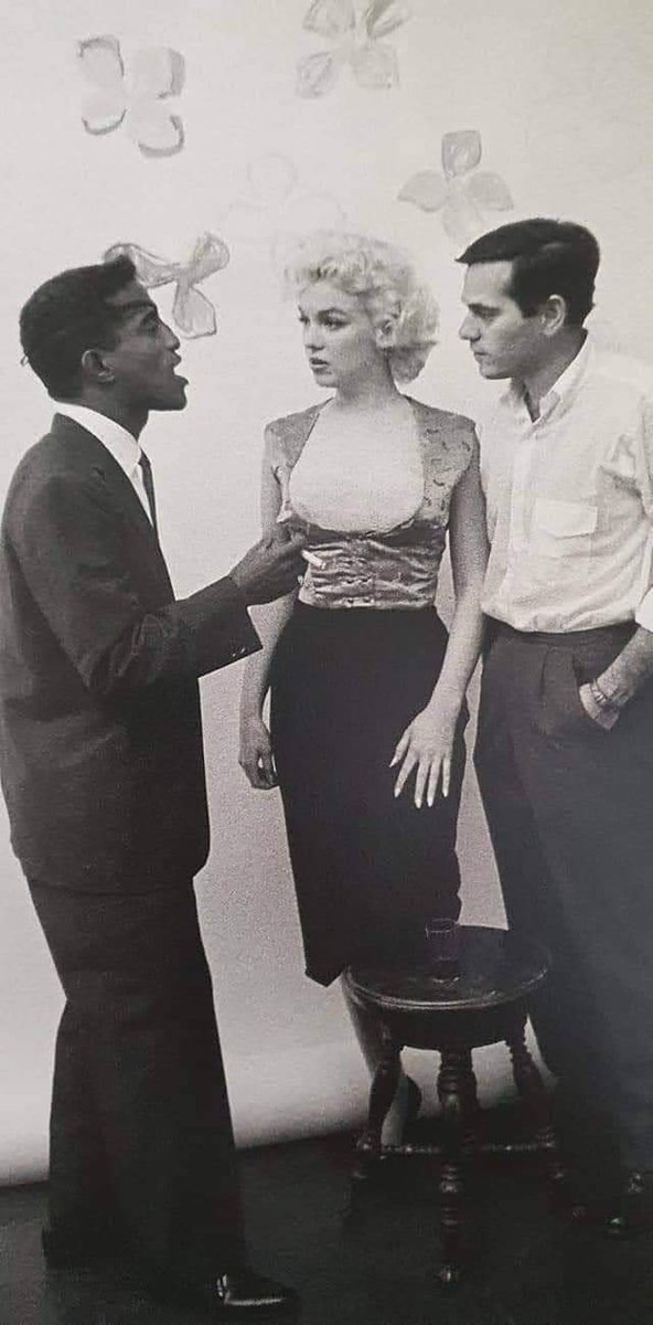 #MarilynMonroe avec #SammyDavisJr et #MiltonHGreene