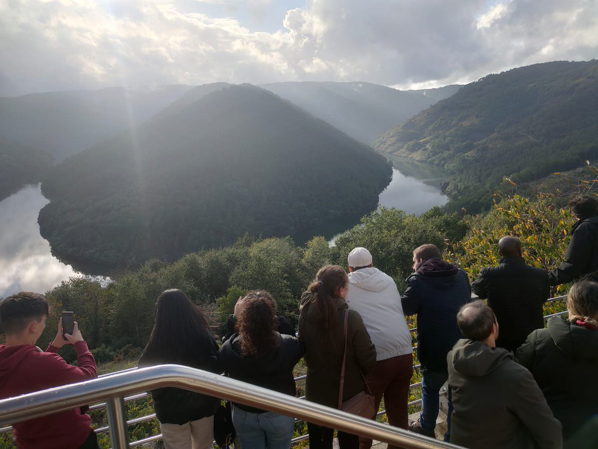 Mestrado en Desenvolvemento Económico e Innovación tweet media