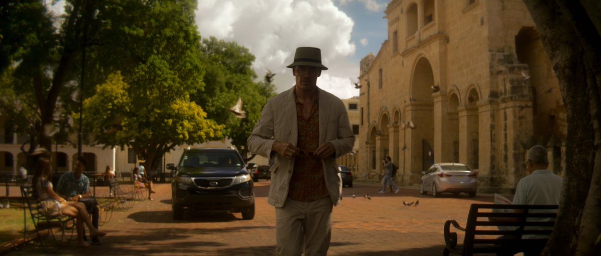 CinemaTweets1's tweet photo. Crisp. Thrilling. Magnificent. Simply put, David Fincher delivers one of the best films of 2023 and perhaps one of the best films of his career with  #TheKiller(🌟🌟🌟🌟🌟). Not sure how else to say it, but this movie kicks ass. This film is made in such an uber violent and uber funny way, only a sicko like David Fincher could be responsible. In typical Fincher fashion, every single solitary detail in this film is accounted for- The Killer is meticulous filmmaking at its finest. But what elevates this film amongst Fincher’s filmography is Michael Fassbender. Fassbender feels like a living, breathing embodiment of Fincher on camera. His voiceover is chilling, his line delivery is haunting. Fassbender’s absolute command as an actor allows Fincher to put his own unique take on the hitman, neo-noir genre. Together, Fincher & Fassbender excel. So far, 2023 has been filled with colossal films. The Killer feels like one of them.