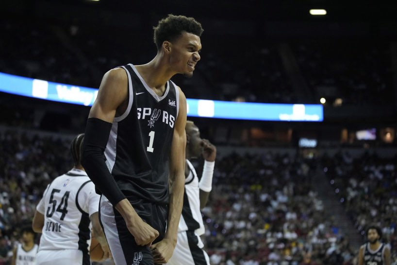 PAF (@_thepaf) on Twitter photo 💥 ALERTE DINGUERIE 💥
À l’occasion de la nouvelle saison NBA, des débuts de Wemby en NBA et la saison 2 sur #NBA2K24 avec <a href="/NBA2K_France/">NBA 2K France</a> on vous a concocté un live de fou ! 🔥🔥
Rendez-vous à partir de 21h sur ma chaîne twitch pour vous affronter et tenter de remporter des VC, 💥 ALERTE DINGUERIE 💥
À l’occasion de la nouvelle saison NBA, des débuts de Wemby en NBA et la saison 2 sur #NBA2K24 avec <a href="/NBA2K_France/">NBA 2K France</a> on vous a concocté un live de fou ! 🔥🔥
Rendez-vous à partir de 21h sur ma chaîne twitch pour vous affronter et tenter de remporter des VC,