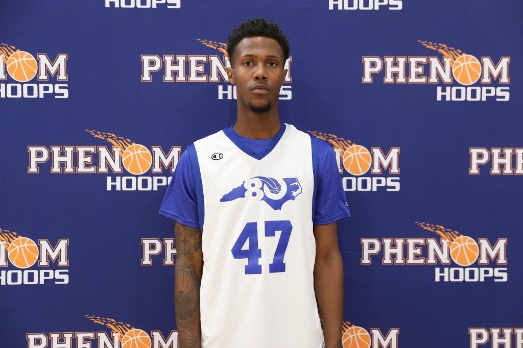 North Carolina Top 80 Evaluations: Team 2
#NCTop80 #PhenomHoops 

'24 Isaiah Sanders
'25 Nathan Fife
'24 Caden Bell
'24 Joe Rhyne
'25 Madden Collins
'24 Isaiah Washington
'24 Jucqarie Love
'25 Chris Eagan
'24 Sean Birmingham

Read: phenomhoopreport.com/north-carolina…