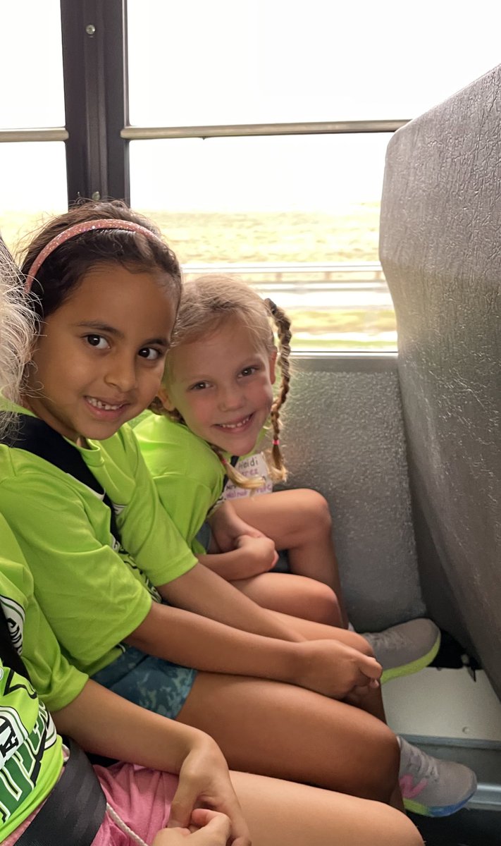 On our way to UNT !! 🚌💚🚌 We can’t wait to learn and experience 📝new things today!!  <a href="/WGESdragons/">Walnut Grove ES</a>