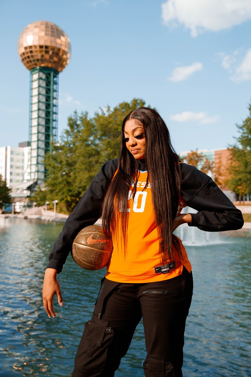 LadyVol_Hoops tweet picture