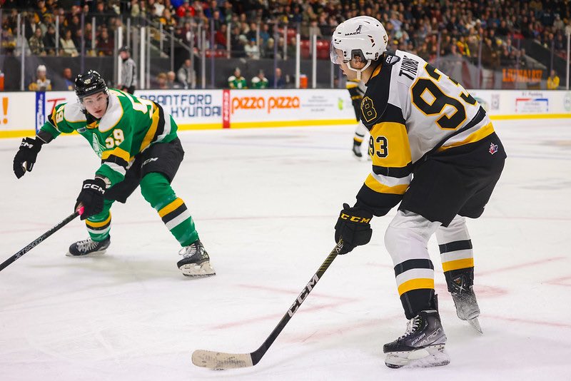 Brantford Bulldogs and the Mack Bulldog, a winning combination!  Vision Truck Group is proud to be the official helmet sponsor of the Brantford Bulldogs.
Our new Brantford location will be opening in early 2024!

#visiontruckgroup #brantfordbulldogs