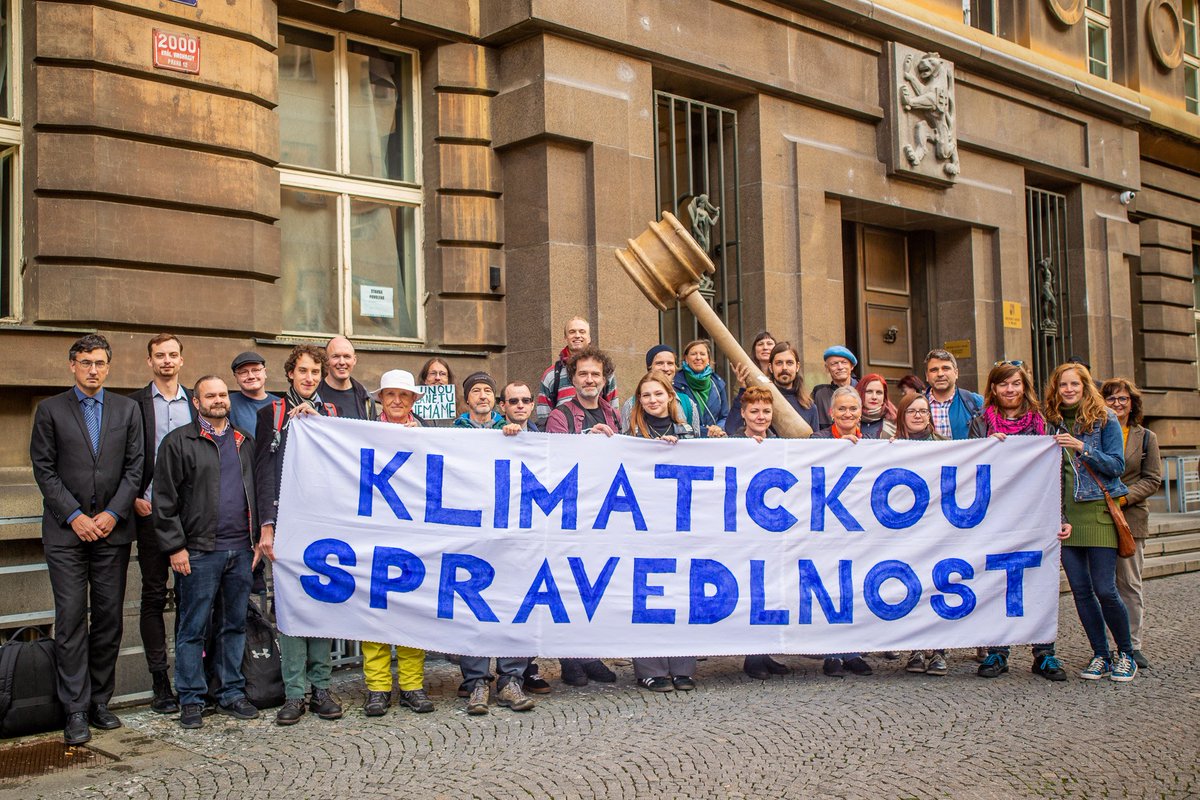 Today, the Czech #climatelitigation against four ministries was dismissed at the municipal court. It is a disappointing day for climate justice.
We are now taking the case to the Constitutional Court. #ClimateJustice