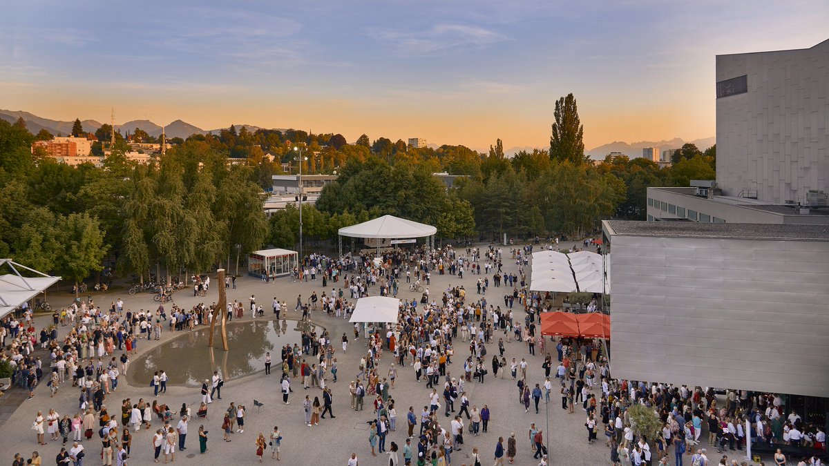 Gute Neuigkeiten! Aufgrund der starken Nachfrage setzen wir den 14. August 2024 als Zusatztermin für Carl Maria von Webers DER FREISCHÜTZ auf den Spielplan. Infos &amp; Tickets auf bregenzerfestspiele.com