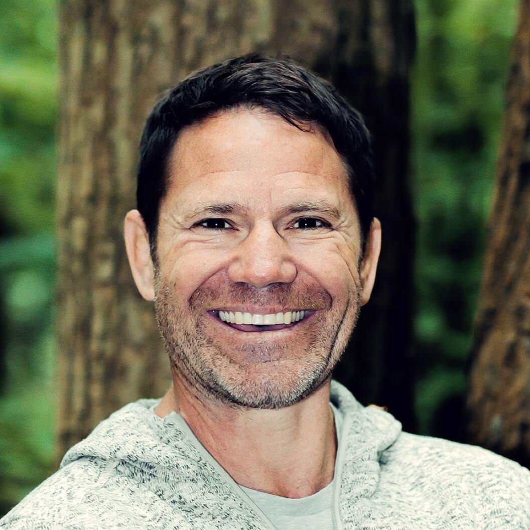 Treetopper2's tweet photo. @sneal_uk I think he looks more like Steve Backshall, the naturalist https://t.co/HcoU4ga5PQ