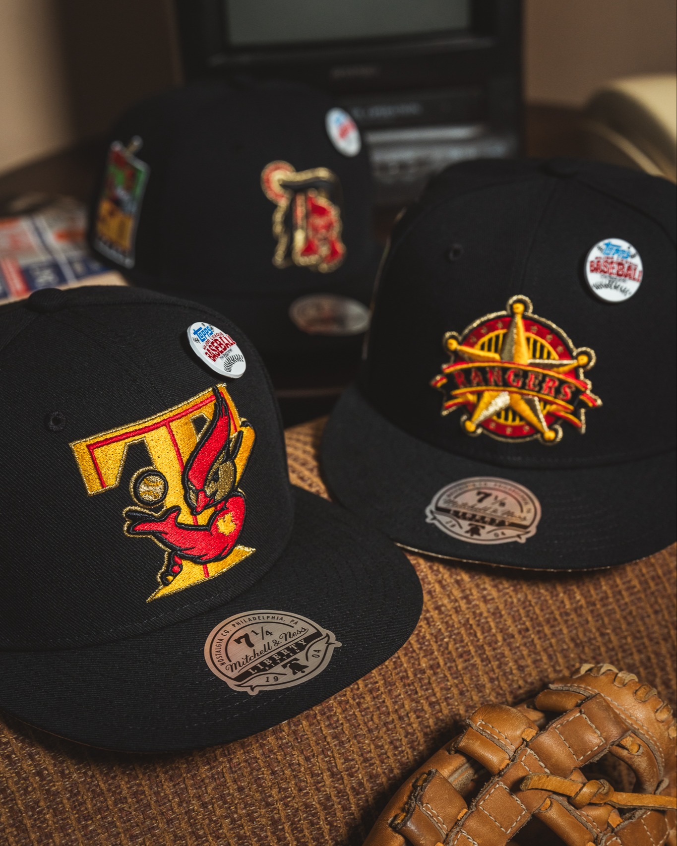 Lids on X: Check out the 2020 NFL Salute to service gear. Snag new looks  for all 32 teams from hats to apparel in-store at Lids.   / X