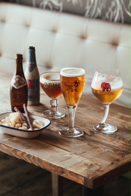 woodrecycling's tweet photo. #WednesdayHighlight At The Woodstore, we take immense pride in our craftsmanship and passion for delivering the finest commercial work. Today, we are thrilled to shine a spotlight on our collaboration with the iconic Fuggles Beer Cafe
#thewoodstore #CommercialWoodwork https://t.co/iuHJwjXzPO