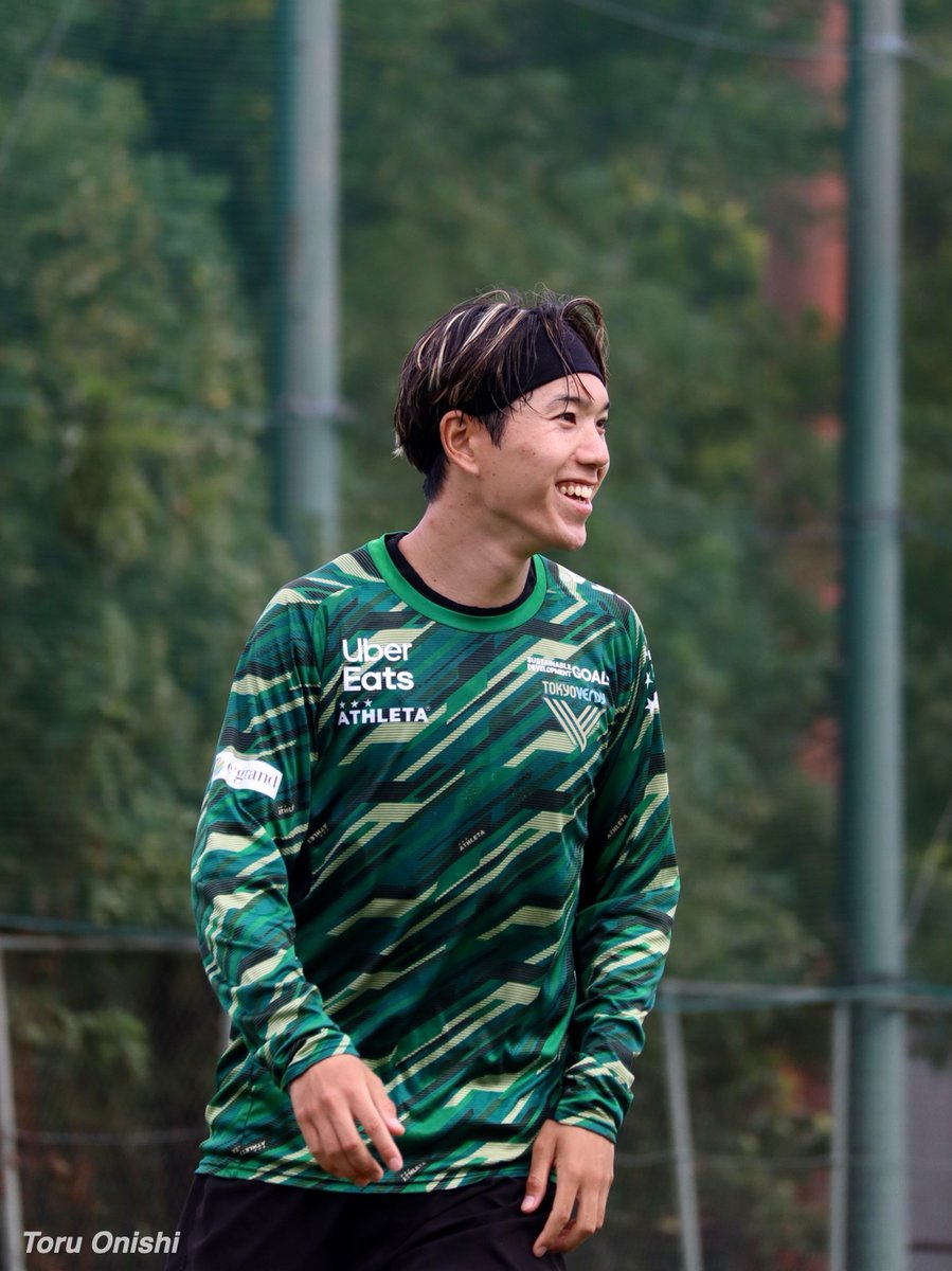 Stadio_jp's tweet photo. #深澤大輝 選手を応援している皆さまへ。今日の深澤選手です。ヴェルディグラウンドにて撮影しました。#東京ヴェルディ #verdy https://t.co/rPDOs1AB5U