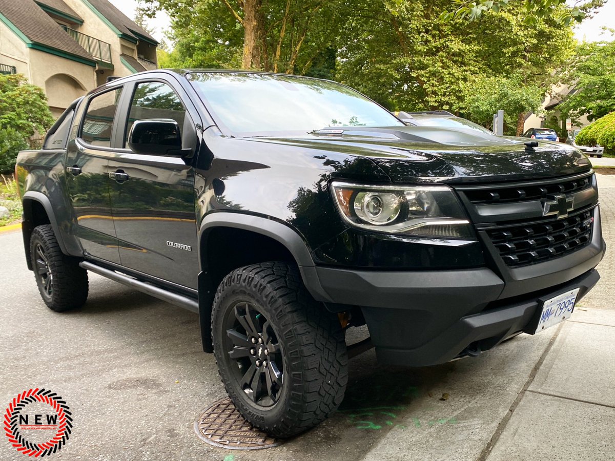 Chevrolet Colorado #chevrolet #chevy #colorado #chevroletcolorado #gmccanuon #silverado #chevysilverado #gmcsierra #chevroletcheyenne #chevroletck #chevygram #carsofnewwest #carsofnewwestminster #carsofwongchukhang #carsofinstagram #cargram #carspotting #pickup #pickuptruck