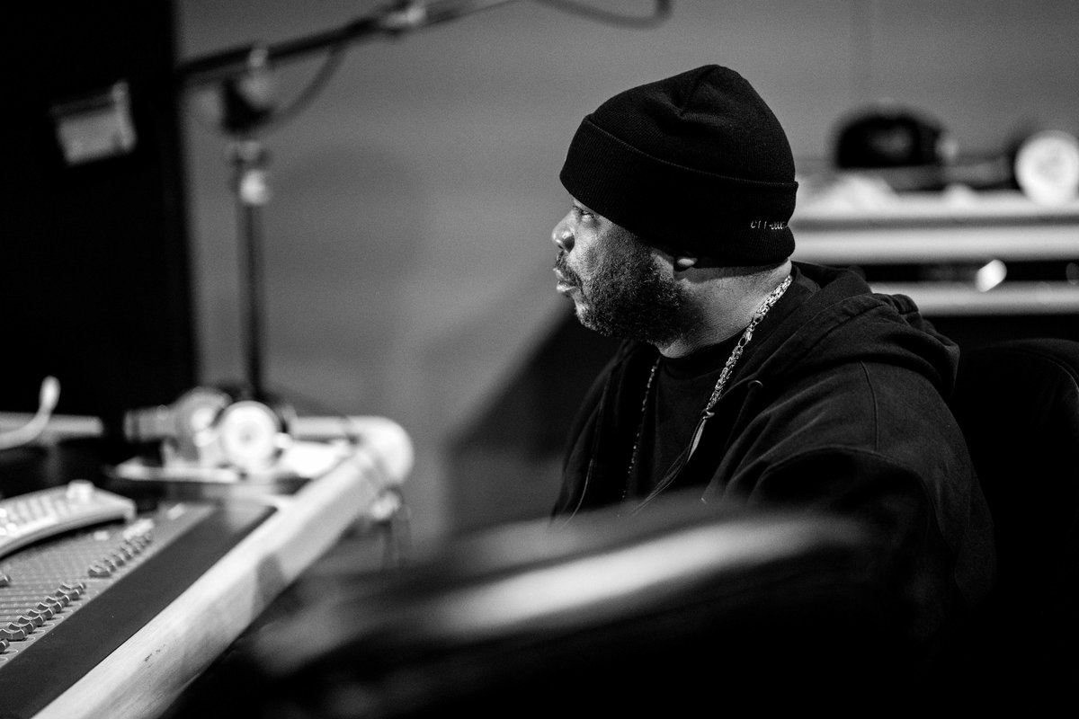 backtotape's tweet photo. X to the Z 🔥 Xzibit's legacy continues to shine in the rap game! From "Pimp My Ride" to his killer bars, he's left an indelible mark on both cars and bars. Respect to the West Coast legend! Happy to have this guy as part of #BackToTape: https://t.co/wu8lEC3JQy https://t.co/W23NuAoHfl