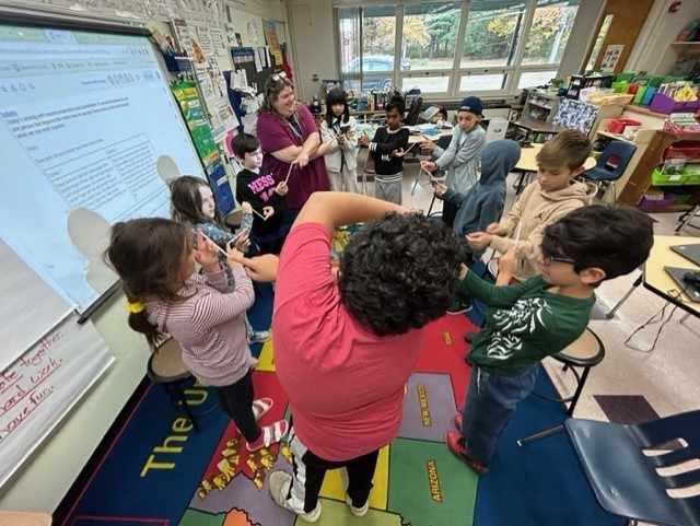 Holly Rouelle tweet media