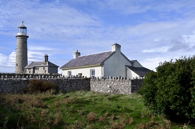 Stoneycroft was built in 1823 close to Old Light originally to house visiting Trinity House & Customs officials for when departures could be delayed by bad weather. In 1988 Landmark converted it into a holiday cottage #Lundy #Bristolchannel