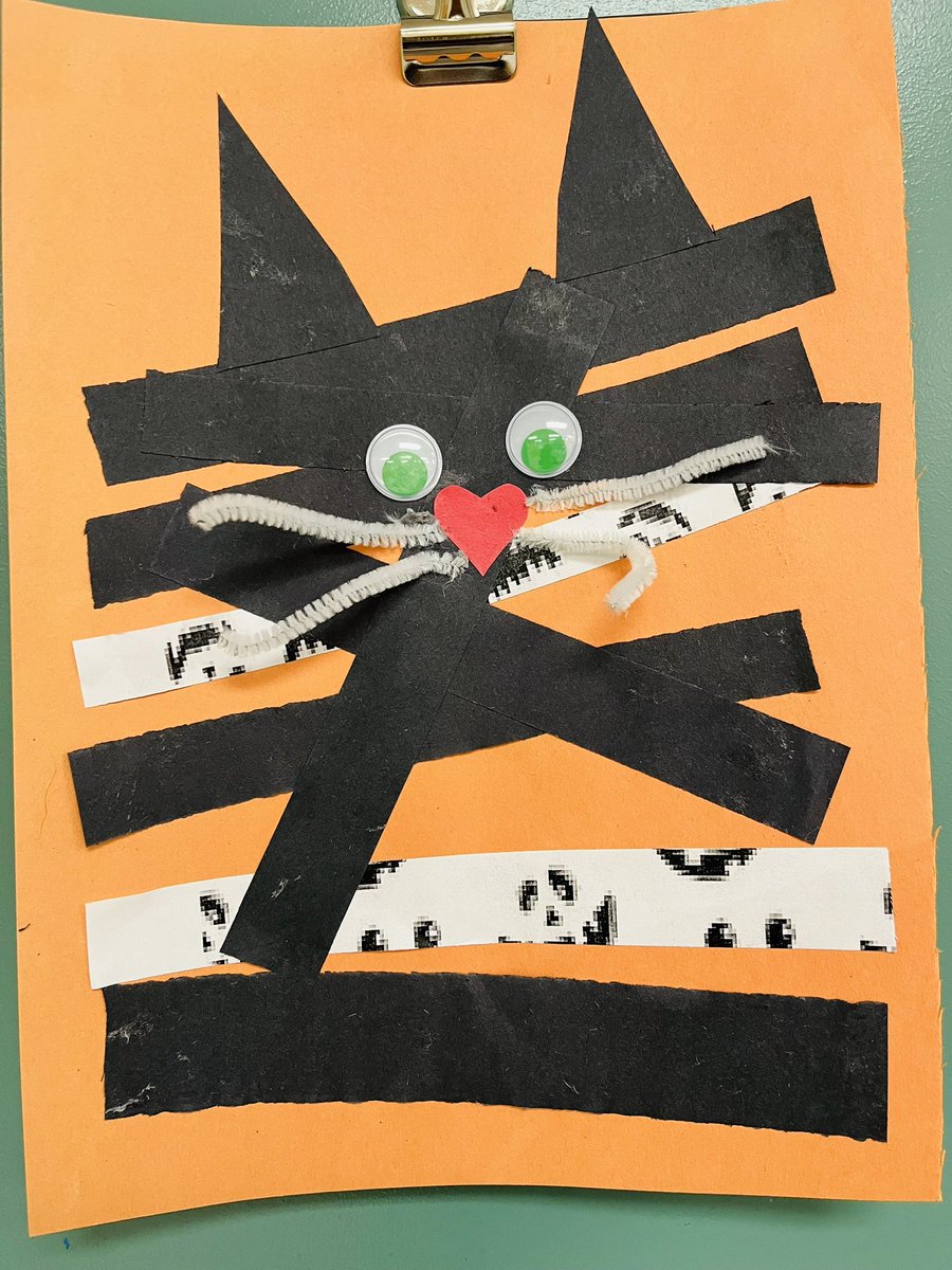 Cutest Halloween Cats 🐈‍⬛ #art #Halloween #Kindergarten <a href="/StFrancisLondon/">St. Francis Catholic</a> <a href="/KindredKulture/">KindredKulture</a> <a href="/LDCSB/">London District Catholic School Board</a>