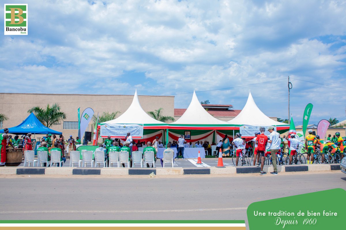 bancobu's tweet photo. 1/ Ce dimanche 22 octobre 2023 a eu lieu le lancement officiel de la 3ème édition du Tour Cycliste Féminin à Bujumbura. Les cérémonies étaient rehaussées par la présence du Ministre des Affaires de la Communauté Est Africaine, de la Jeunesse, des Sports et de la Culture.
#Bancobu https://t.co/4XnaeZXF6y