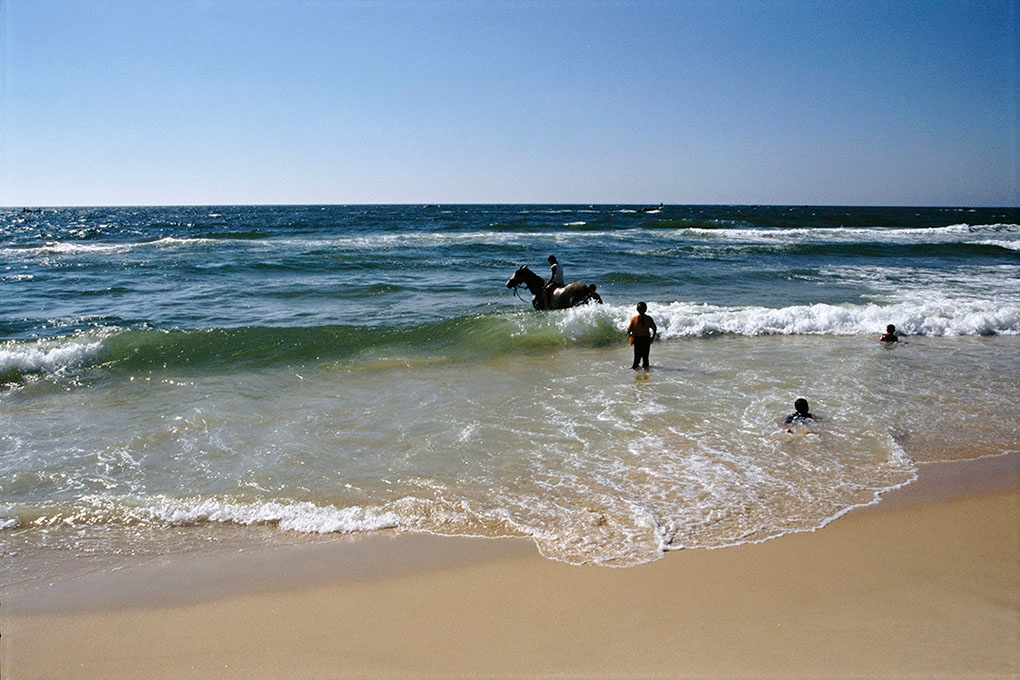 gulfphotoplus's tweet photo. Gaza Diary, 1999-2006 / The Sea by Taysir Batniji 

"When I was a child, family trips to the beach were few and far between. Much to my regret, my parents only took us there once or twice a summer."

Read more about Taysir and this series below.
https://t.co/rJkBY1ajnE https://t.co/IUt6w6Y7RE