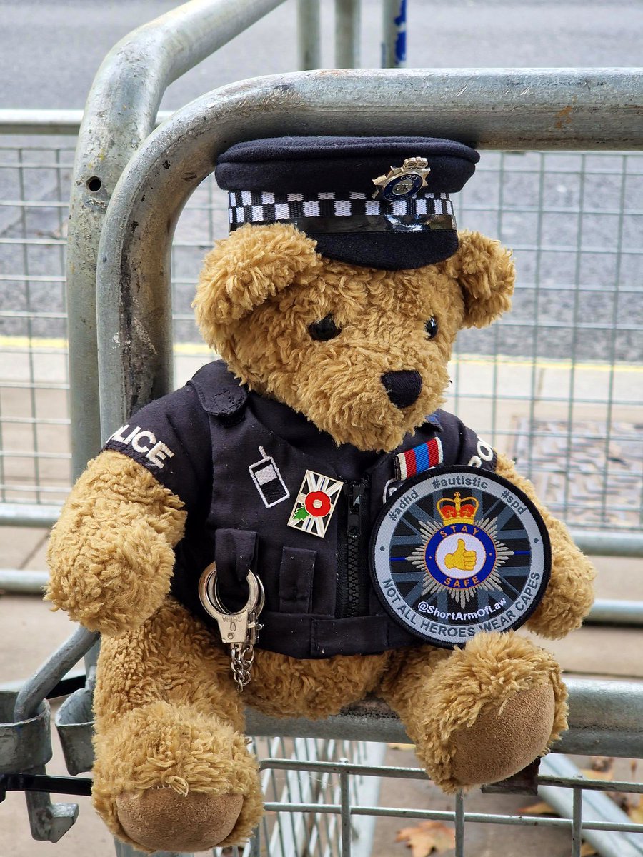 ___JUST___JAY's tweet photo. So amazing when you find out your patch has been passed to the BIG BIG BOSS HM the KING 😱😱 thank you 💙💙 https://t.co/qwfbwPbhWI