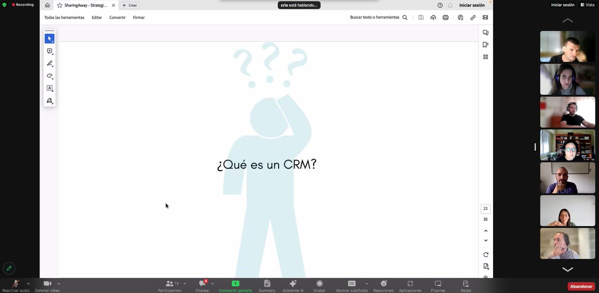 NAlonso5's tweet photo. 🍊 Operativa Interna con Lidón (COO de @declarando_es )
Impresionante esta primera hora de clase con Lidón aprendiendo sobre operativa interna y entiendo la necesidad de ir más allá de ser un experto en herramientas.
#NoCodeStrategist @SharingAway https://t.co/e1nSiCutFu