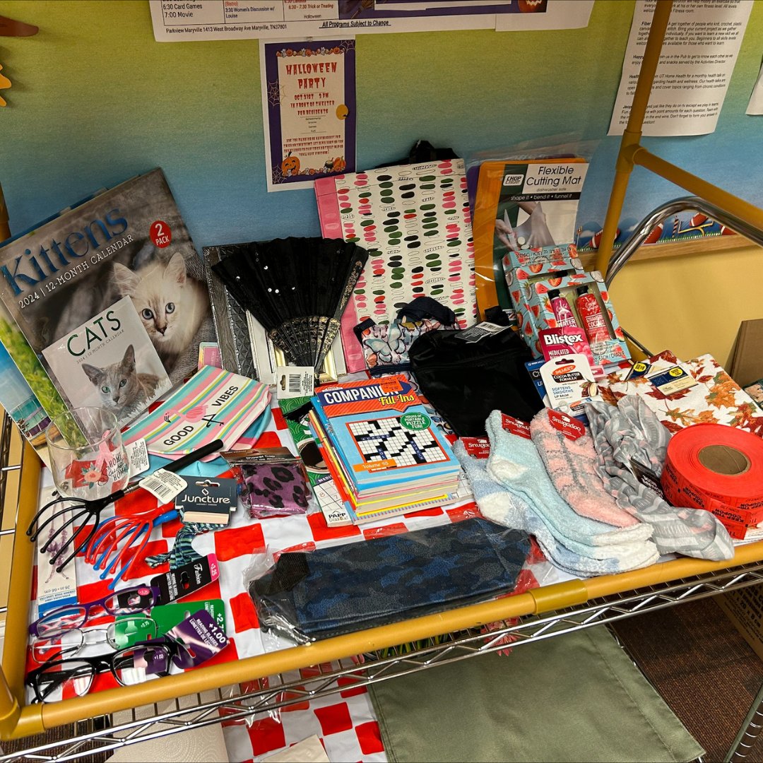 Caring4urblock's tweet image. We had a blast singing with our friends over at Parkview Maryville! 🎶🍂

#musicandmemory #seniorliving #CABcares