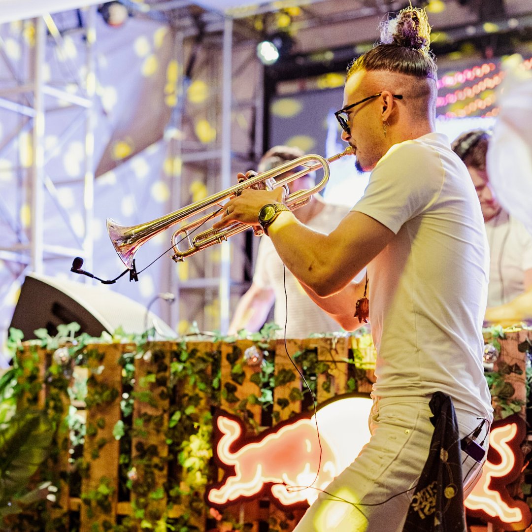 Sound the horns! <a href="/TomCatTrumpet/">TomCat Trumpet</a> is giving out eargasms again! 🎺🎵🎶