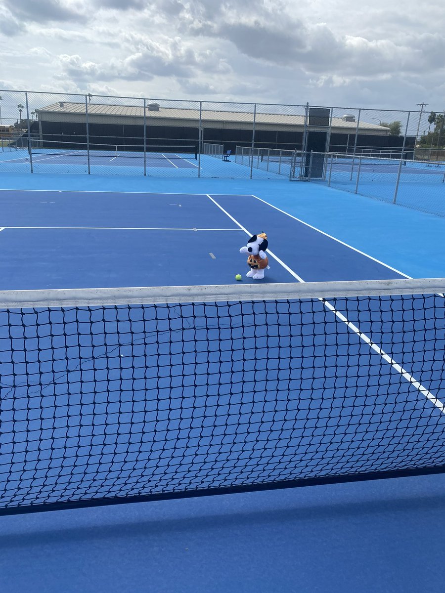 SnoopyWhereRU's tweet photo. Ready for the next match!! @Anadgar16 @pride_mustangs https://t.co/FpoOj8qys6