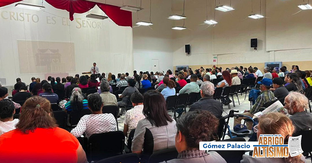 UnivMx's tweet photo. La presencia de #Dios descendió sobre la vida de aquellos que estuvieron presentes el domingo pasado en una #Universal.
Cuéntanos en los comentarios en dónde participaste.
#México #Familia #Fe https://t.co/HwwaoYpWlA