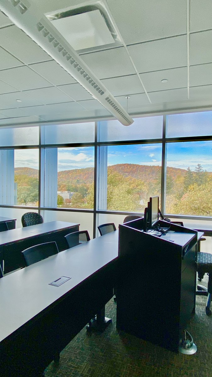 sandipa_b's tweet image. Where education meets beauty!!!
Teaching Economics in an inspiring classroom with a stunning natural backdrop!
#Fall2023 @RamapoCollegeNJ #AnisfieldSchoolofBusiness