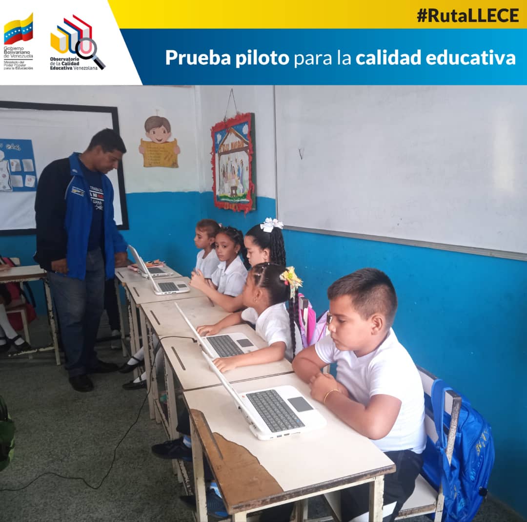 Estudiantes de tercer grado sección "A" de la EP Antonio D'Ármas Matute, participando en la prueba piloto para la Calidad Educativa