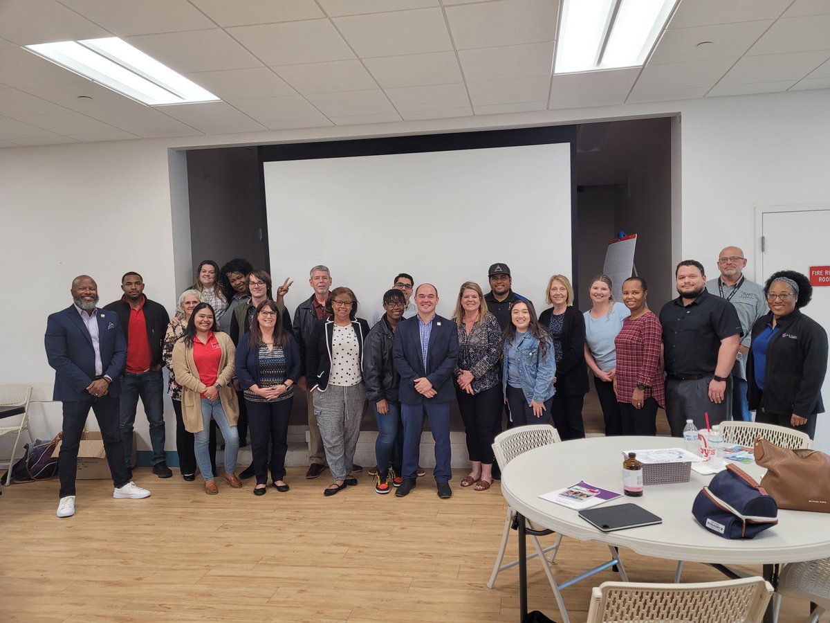 Congrats to our new Adult Mental Health First Aiders! We had a great time delivering the course to employees of the City of Plant City.
Special thanks to our partners at BayCare for sponsoring the course. Register via  bit.ly/3PuCQkc
#MentalHealthFirstAid #BayCare