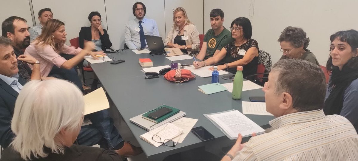 immasolevi's tweet photo. Avui al Parlament en representació de @preservemlanoia junt amb altres companyes de la @xarxa_ctej. Convidades per la @cupnacional, nosaltres ens hem explicat però @socialistes_cat @JuntsXCat @EnComu_Podem @Esquerra_ERC ens han escoltat? Que aturin els #macroprojectes! https://t.co/WWaOPsrLlK