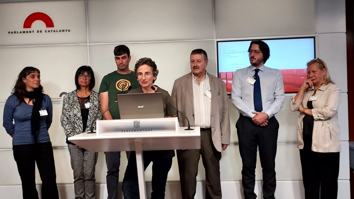 immasolevi's tweet photo. Avui al Parlament en representació de @preservemlanoia junt amb altres companyes de la @xarxa_ctej. Convidades per la @cupnacional, nosaltres ens hem explicat però @socialistes_cat @JuntsXCat @EnComu_Podem @Esquerra_ERC ens han escoltat? Que aturin els #macroprojectes! https://t.co/WWaOPsrLlK