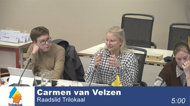 Bij de Commissie DEB vanavond heeft Trilokaal raadslid Carmen van Velzen stevig het debat gevoerd over het wel of niet toestaan van supermarkten buiten de centra van Voorhout, Sassenheim én Warmond.