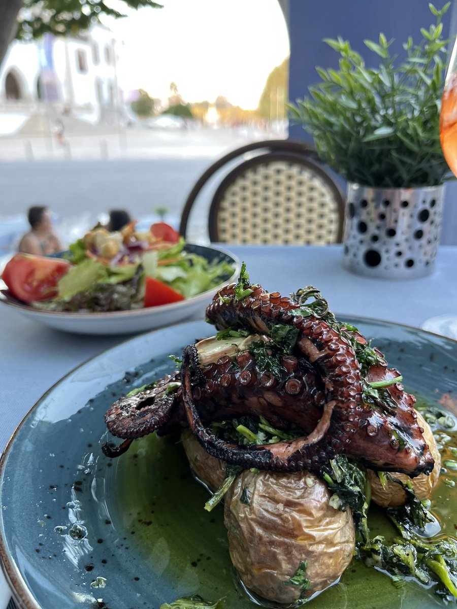 argonomic's tweet image. Today’s #theralphreport food of the day is Polvo a Lagareiro, a signature dish of Portugal.  

I happened to enjoy just this dish in rustic Sintra just two weeks ago! Very tasty.