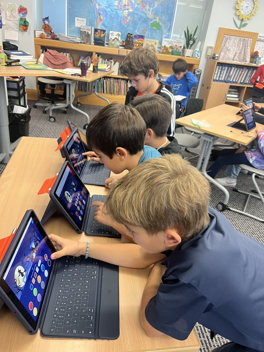 tlonderee's tweet photo. Communicating and collaborating while using critical thinking skills to solve our @breakoutedu Halloween digital breakouts. @ProvidenceDay https://t.co/boGAQr5wnY