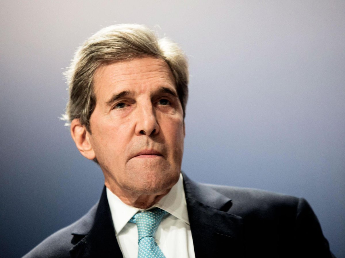 GayConservativ3's tweet photo. If its true that John Kerry gave information to Iran
He should be tried as a traitor
#traitorKerry https://t.co/lYfXlszn5C