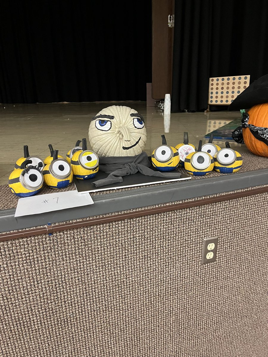 BeloitStuCo's tweet photo. We hosted our annual pumpkin decorating contest last week and had some great entries! Congratulations to Mrs. Reinert’s PRIDE Time for winning this year’s competition! @BeloitTrojans https://t.co/lL10RFEaQG