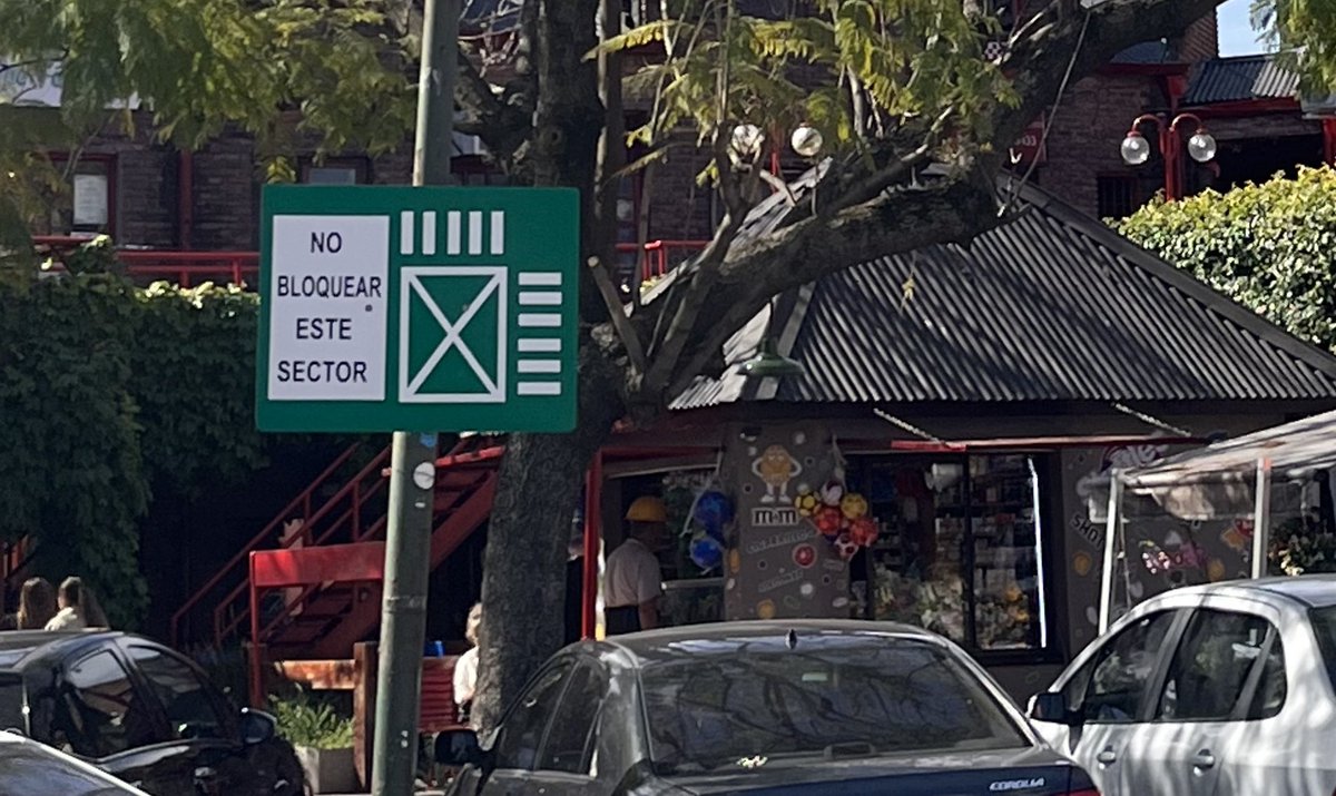 Cuándo no te agarra, pero tampoco te suelta