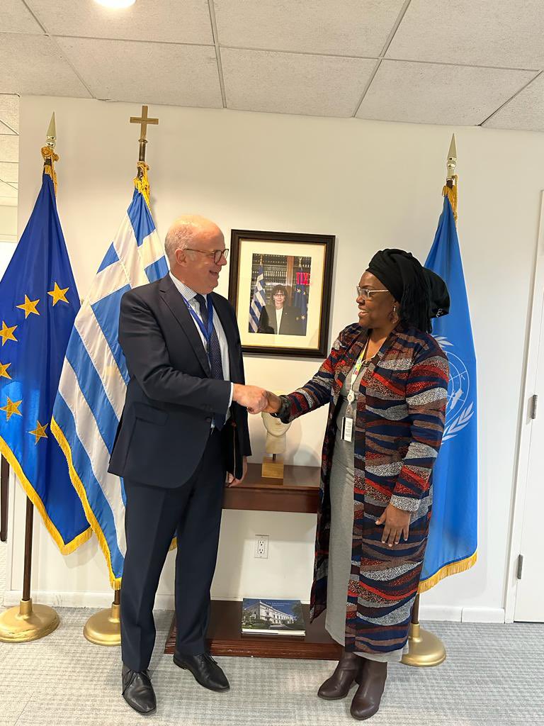 Greece to the United Nations (@grun_ny) on Twitter photo Fruitful meeting of Ambassador <a href="/evasekeris/">Evangelos Sekeris</a> with #Liberia PR H.E. Mrs Sarah Safyn Fyneah.
Exchanging views on enhancing cooperation in the <a href="/UN/">United Nations</a> and promoting effective multilateralism 🤝 Fruitful meeting of Ambassador <a href="/evasekeris/">Evangelos Sekeris</a> with #Liberia PR H.E. Mrs Sarah Safyn Fyneah.
Exchanging views on enhancing cooperation in the <a href="/UN/">United Nations</a> and promoting effective multilateralism 🤝