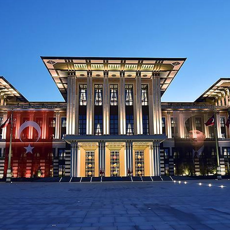 odatv's tweet photo. 29 Ekim resepsiyonu iptal edildi

Cumhurbaşkanı Erdoğan, İsrail ve Filistin arasındaki çatışmaları nedeniyle bu yıl ilk kez 29 Ekim’de Cumhurbaşkanlığı’nda özel resepsiyon düzenlememe kararı aldı