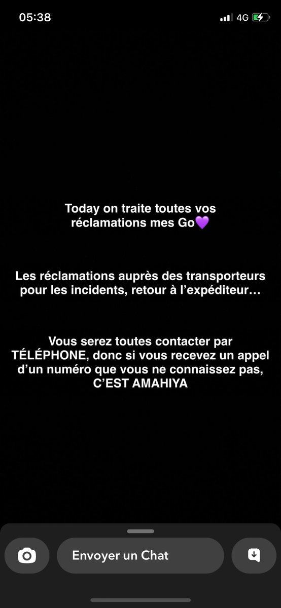 Khxey_'s tweet photo. Un bon jour elle mets une story en disant qu’elle va contacter toutes les filles qui n’ont pas eu leurs commander dans la journée moi je me dis bas c’est pas trop tôt bientôt 3 mois après ! Jusqu’aujourd’hui j’attends son appel mais je vais pas la louper parce que trop c’est trop https://t.co/GfBpddpLtt