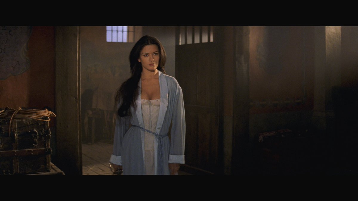 AvalanchelBody's tweet photo. 427.电影 <The Mask of Zorro 佐罗的面具 1998>经典电影,当年的女主也是美女,这段和佐罗舞剑拍的也非常唯美,而且有大概0.1秒的漏点~ https://t.co/9cl6Vb6aa0