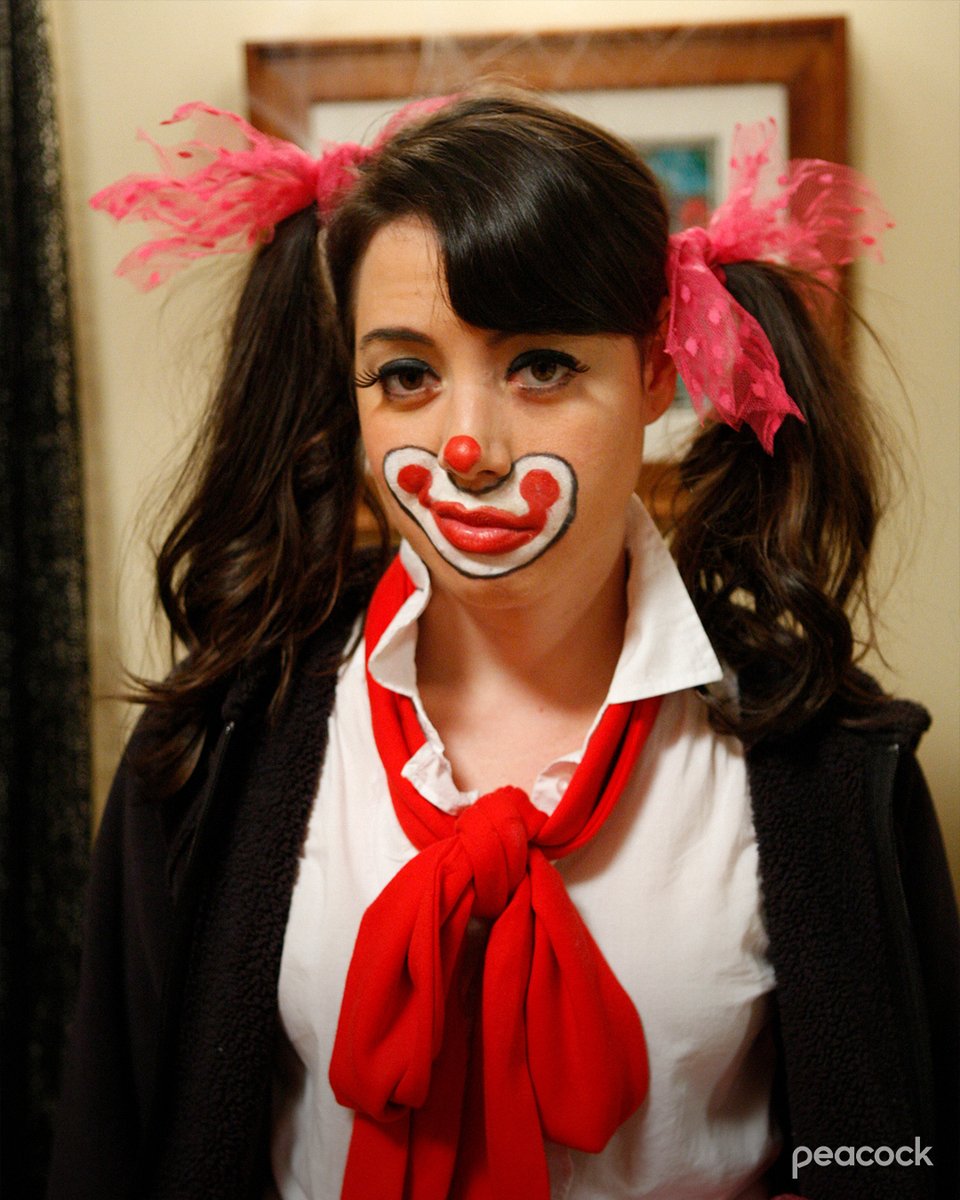 This year for Halloween I'll be going as April Ludgate dressed as a clown wishing she were at the far superior gay Halloween party 🤡