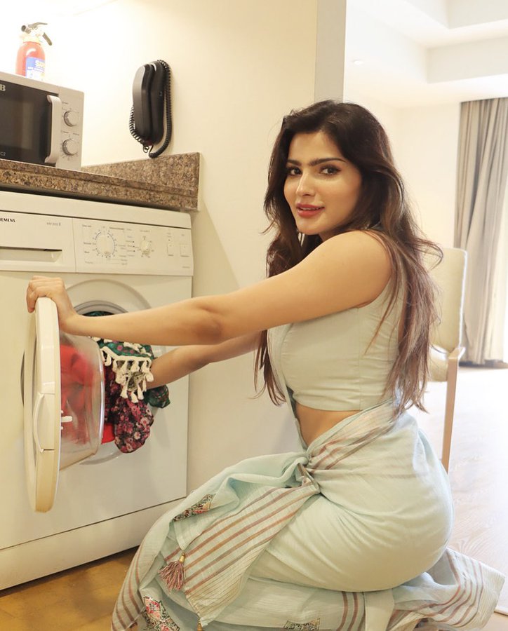 F9TBk7tWwAAAMoS?format=jpg&name=900x900